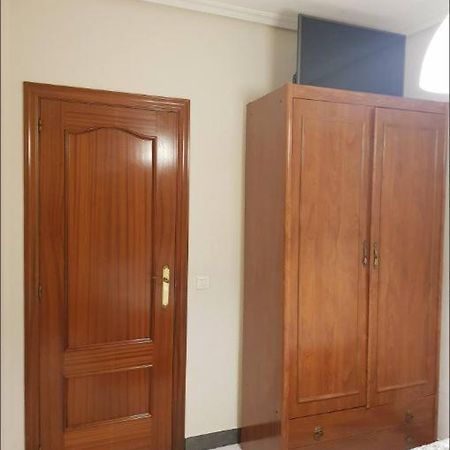 Private Room With Shared Bathroom サラマンカ エクステリア 写真